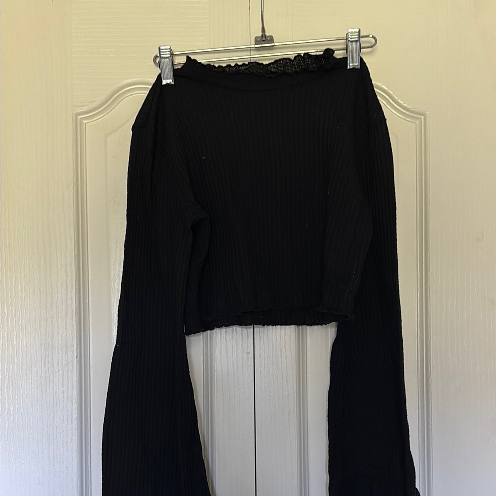 SHEIN Black Ribbed Crop Top